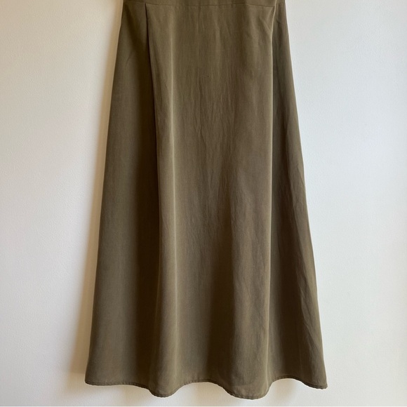 Hackwith Design House Mandarin Collar Dress in Olive - Picture 13 of 16